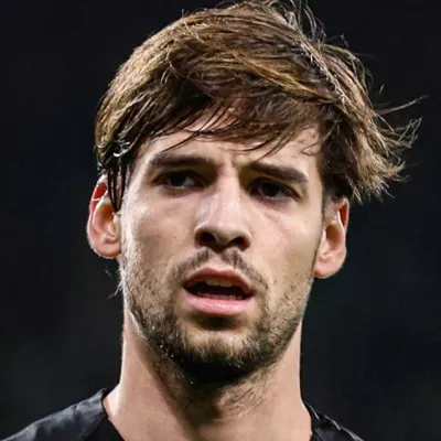 Daniel Bragança Profile Photo