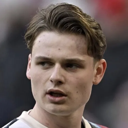 Jonas Urbig