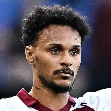 Valentino Lazaro Profile Photo